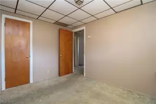 17638 Laurel Ave, Lake Milton, OH 44429 - Photo 11