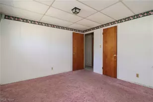 17638 Laurel Ave, Lake Milton, OH 44429 - Photo 9