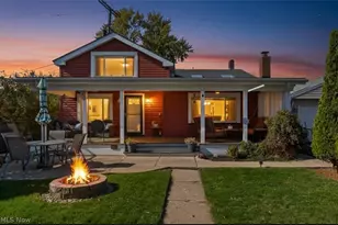 2236 Richland Ave, Oakwood, OH 44107 - Photo 1