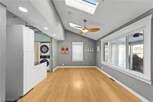 2236 Richland Ave, Oakwood, OH 44107 - Photo 11