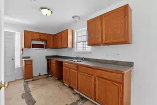 6523 Scovill Ave, Loveland, OH 44104 - Photo 11