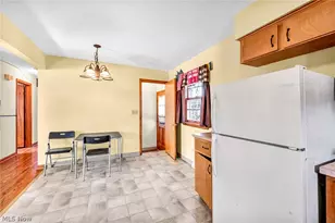 627 Lincoln Ave, Barberton, OH 44203 - Photo 9