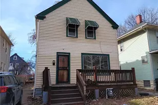 1124 E 114th St, Loveland, OH 44108 - Photo 1