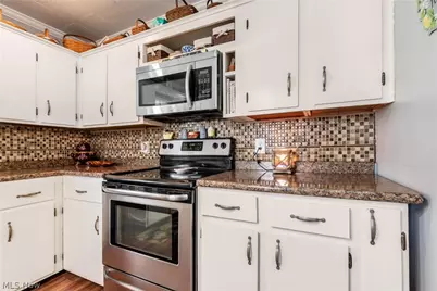 136 Hull Street, Crooksville, OH 43731 - Photo 13