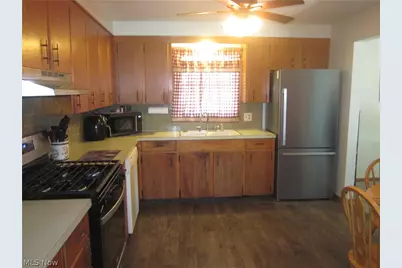 1634 Montaque Avenue NW, Massillon, OH 44646 - Photo 7