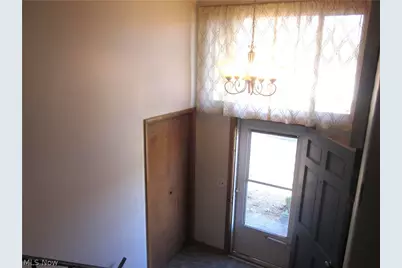 1634 Montaque Avenue NW, Massillon, OH 44646 - Photo 9