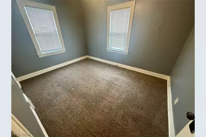 839 Lecona Road, Cleveland Heights, OH 44121 - Photo 11