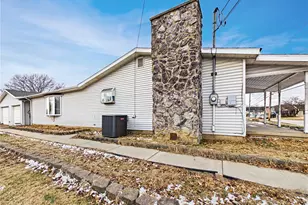 704 23rd St, Vienna, WV 26105 - Photo 25