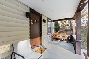 163 Wall St, Weirton, WV 26062 - Photo 3