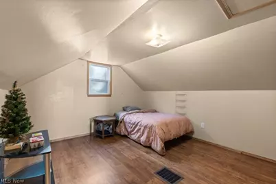 163 Wall Street, Weirton, WV 26062 - Photo 15