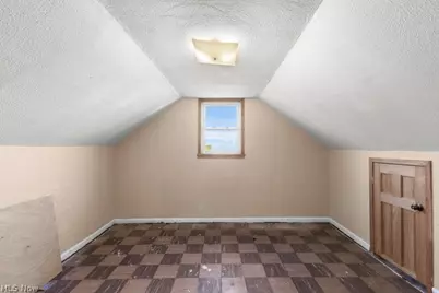 163 Wall Street, Weirton, WV 26062 - Photo 17