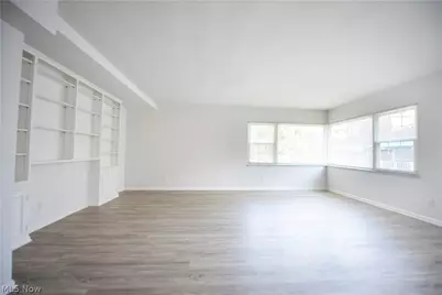 19901 Van Aken Boulevard #205, Huber Heights, OH 44122 - Photo 5