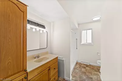 214 Traymore Boulevard, Eastlake, OH 44095 - Photo 25