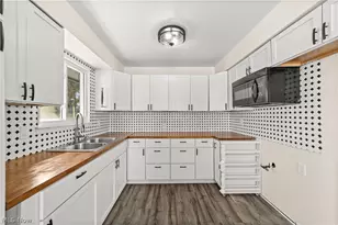 214 Traymore Blvd, Eastlake, OH 44095 - Photo 13