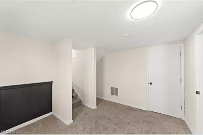 214 Traymore Boulevard, Eastlake, OH 44095 - Photo 27