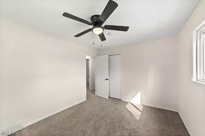 214 Traymore Boulevard, Eastlake, OH 44095 - Photo 21