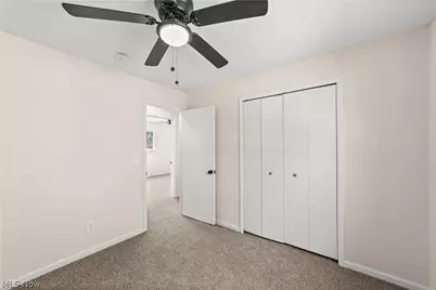 214 Traymore Boulevard, Eastlake, OH 44095 - Photo 15