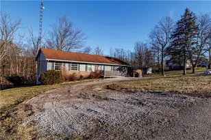 5814 Laura Ave, Homeworth, OH 44634 - Photo 29