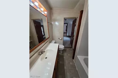 343 N High Street, Chillicothe, OH 45601 - Photo 15