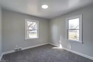 2808 Kirby Ave NE, Canton, OH 44705 - Photo 15