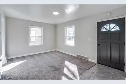 2808 Kirby Avenue NE, Canton, OH 44705 - Photo 9