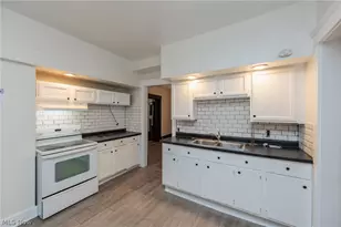 1794 W 54th St, Loveland, OH 44102 - Photo 13