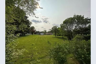 Creed Circle, Campbell, OH 44405 - Photo 3