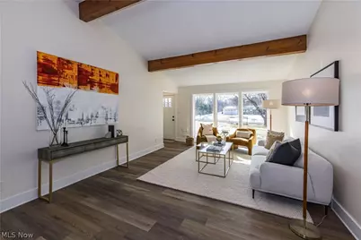 7939 Longview Road, Grandview Heights, OH 44147 - Photo 9