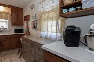 805 Clark St, Elyria, OH 44035 - Photo 7