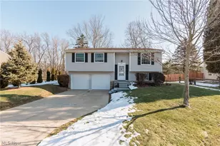599 Berkshire Dr, Medina, OH 44256 - Photo 3