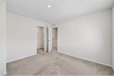 2457 Bishop Oval, Barberton, OH 44203 - Photo 23