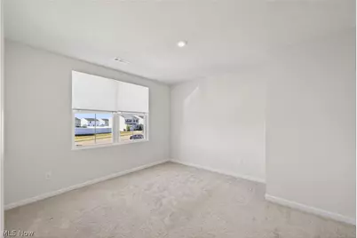 2457 Bishop Oval, Barberton, OH 44203 - Photo 21