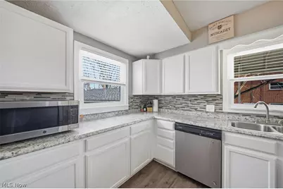 3905 Kent Road, Stow, OH 44224 - Photo 17