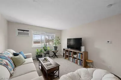 540 W College Street, Oberlin, OH 44074 - Photo 13