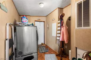 3188 Amsterdam Rd SE, Scio, OH 43988 - Photo 15