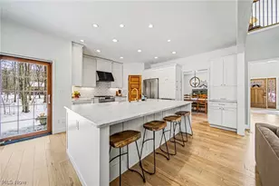 13537 Shirley Dr, Leroy, OH 44077 - Photo 11