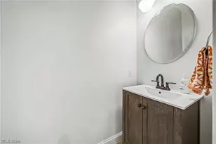 13537 Shirley Dr, Leroy, OH 44077 - Photo 15