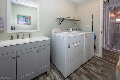 131 Roslyn Avenue NW, Canton, OH 44708 - Photo 9