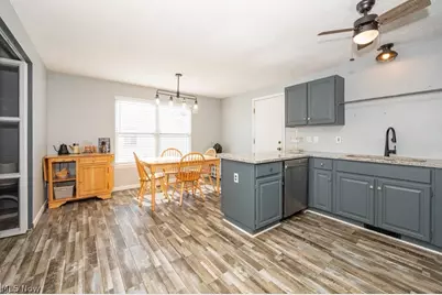 131 Roslyn Avenue NW, Canton, OH 44708 - Photo 7