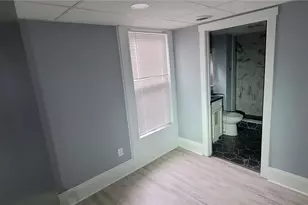 2109 W 42nd St, Loveland, OH 44113 - Photo 15