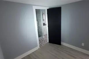 2109 W 42nd St, Loveland, OH 44113 - Photo 17