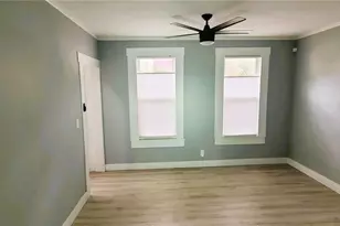 2109 W 42nd St, Loveland, OH 44113 - Photo 3