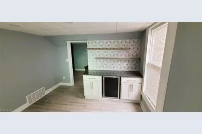 2109 W 42nd Street, Loveland, OH 44113 - Photo 11