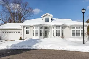 15 Orchard Cir, Orange, OH 44022 - Photo 35