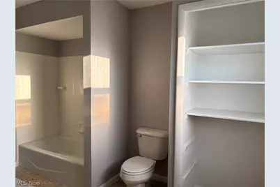 114 Timberlane Drive, Elyria, OH 44035 - Photo 9