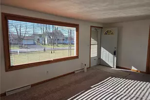 12 Sandy Dr, New Middletown, OH 44442 - Photo 5