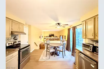 10247 Cherry Hill Dr., Concord, OH 44077 - Photo 13