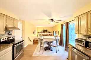 10247 Cherry Hill Dr, Concord, OH 44077 - Photo 13