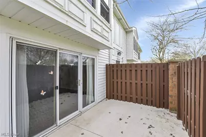 26195 Raintree Boulevard #B4, Olmsted Falls, OH 44138 - Photo 25