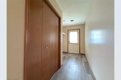 18066 Hillcrest Drive, Lake Milton, OH 44429 - Photo 23